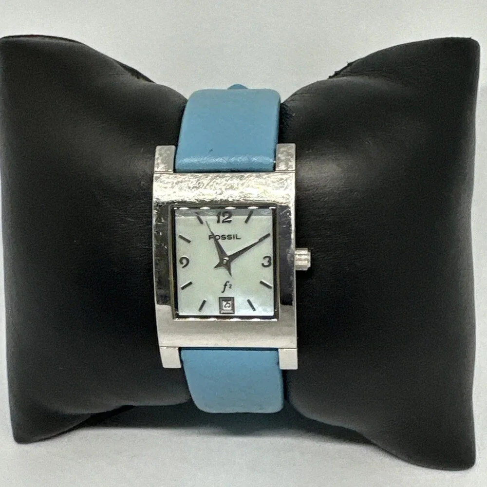 Fossil ES9756 Women's Blue Leather Straps Analog Dial Quartz Wristwatch HME742